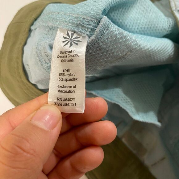 Athleta Trek Utility Shorts Women’s Size 2 – Light Blue Hiking Outdoor Quick Dry - Picture 9 of 10